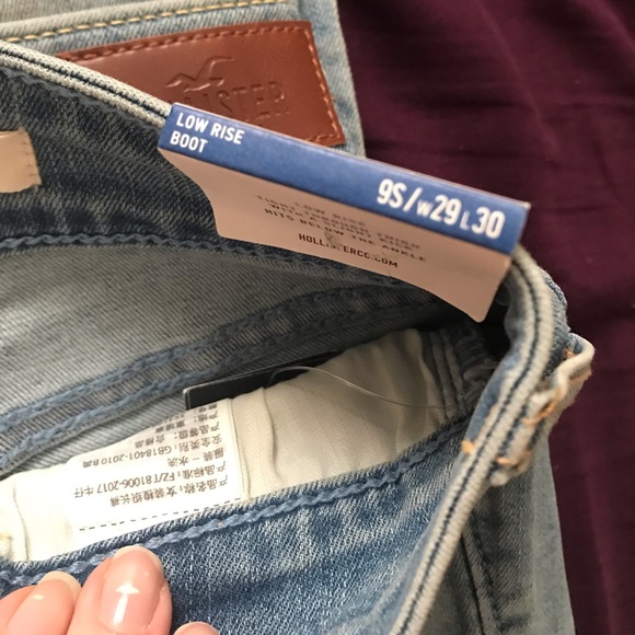 Low rise hollister boot cut jeans - Picture 2 of 2